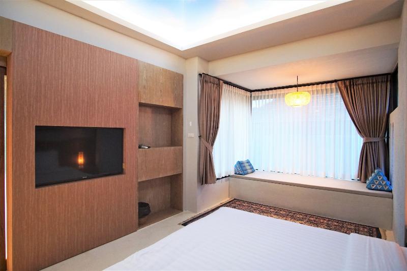 تختخواب و صبحانه Hideaway