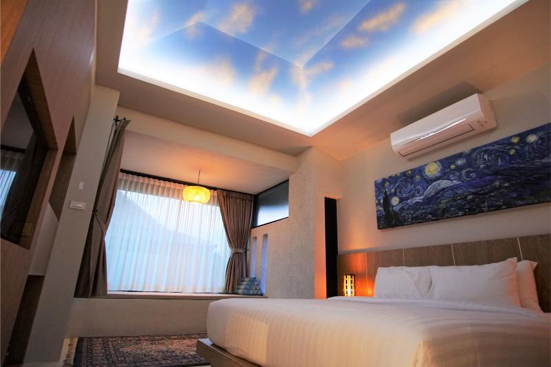 تختخواب و صبحانه Hideaway