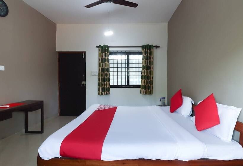 Hôtel Oyo 47481 Mantra Guest Line