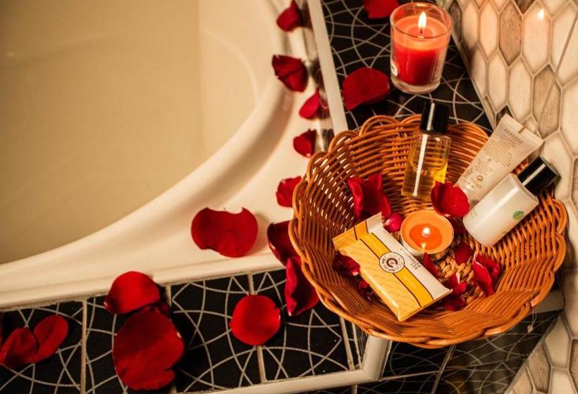 Hotel Serk Ana Suite Hostal