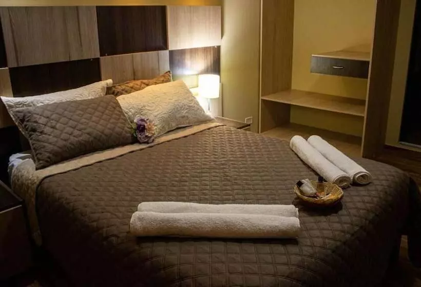 ホテル Serk Ana Suite Hostal