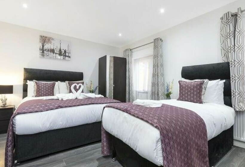 Oyo Orchid Apartments