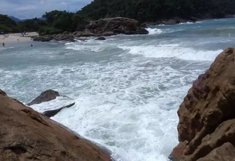 پانسیون Pousada Guaruça