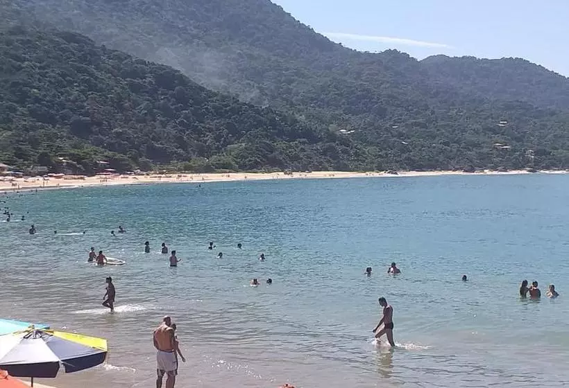 پانسیون Pousada Guaruça
