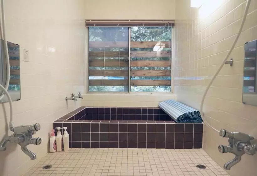 Aamiaismajoitus (B&B) Summer Leaves