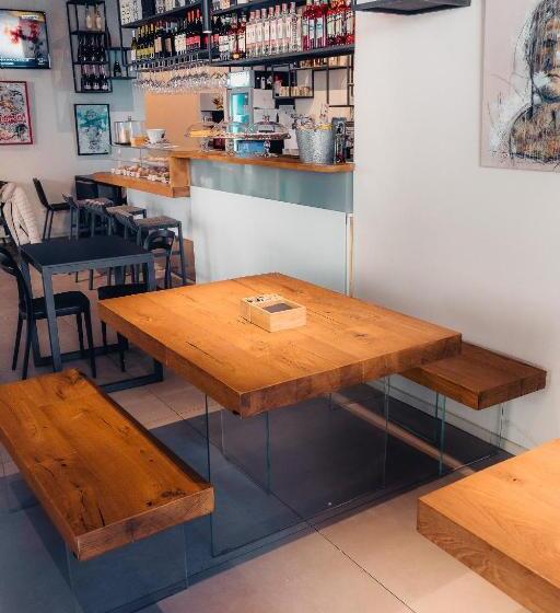 בית מלון כפרי Albergo Centrale