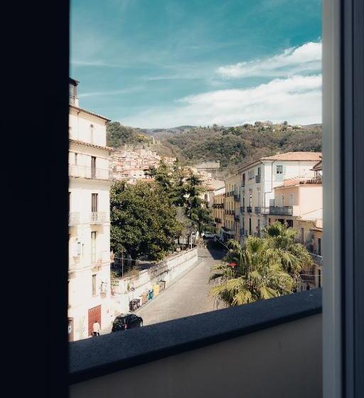 בית מלון כפרי Albergo Centrale