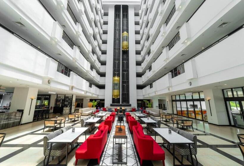 בית מלון כפרי Travelodge Ipoh