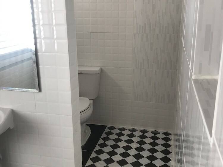 בית מלון כפרי Aladdin Guesthouse