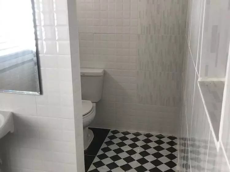 Hotelli Aladdin Guesthouse