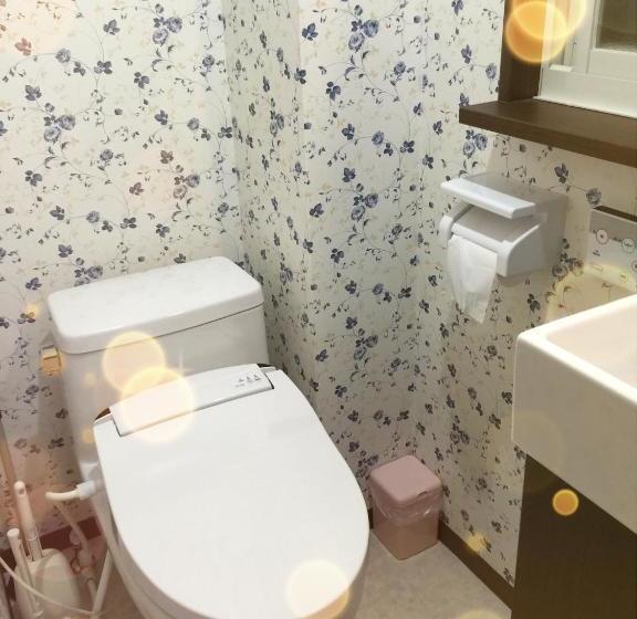 פנסיון Osaka Shinichi House