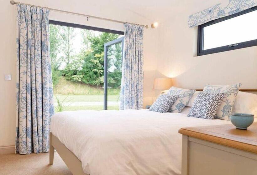 אתר נופש Cedar Retreats