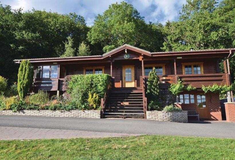 אתר נופש Woodside Lodges Country Park