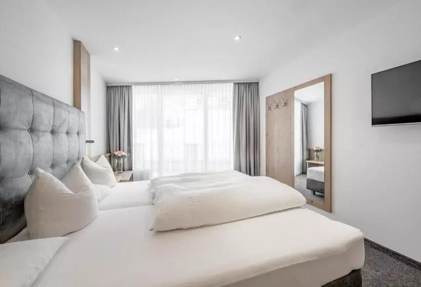 ホテル Garni Christine