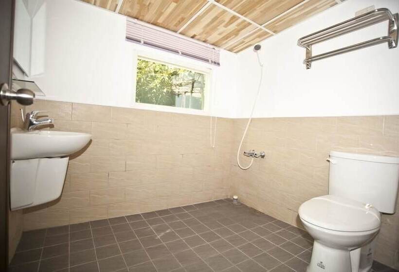 پانسیون Chulu Ecological Farm B&b