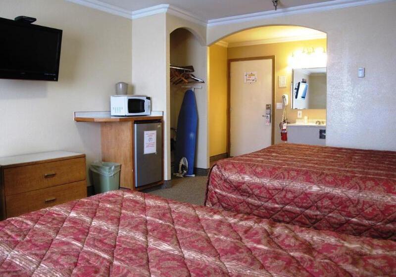 فندق Merrill Field Inn