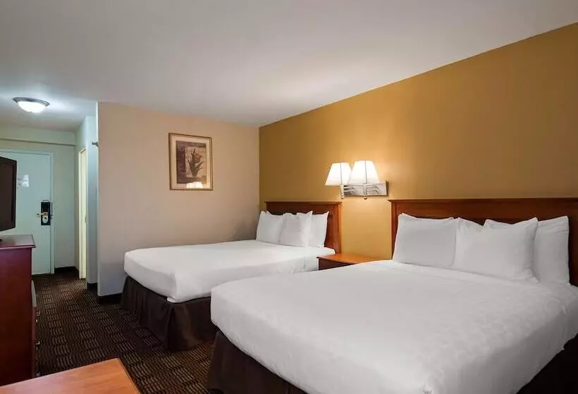 Surestay Hotel By Best Western East Brunswick