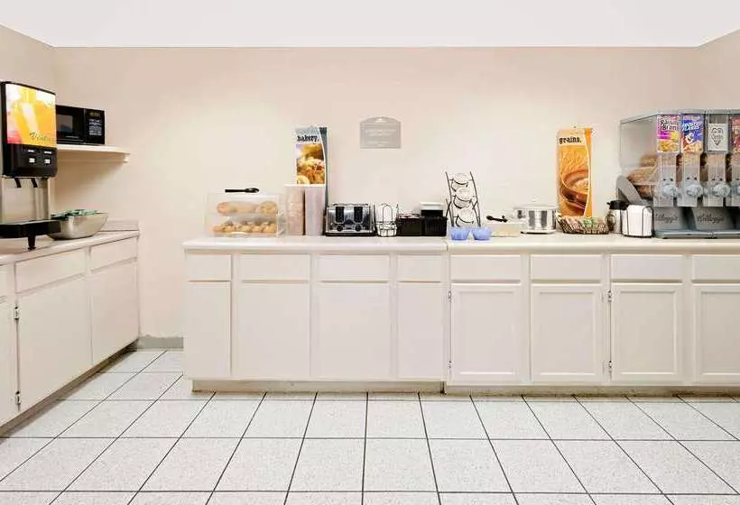 Microtel Inn & Suites By Wyndham Joplin