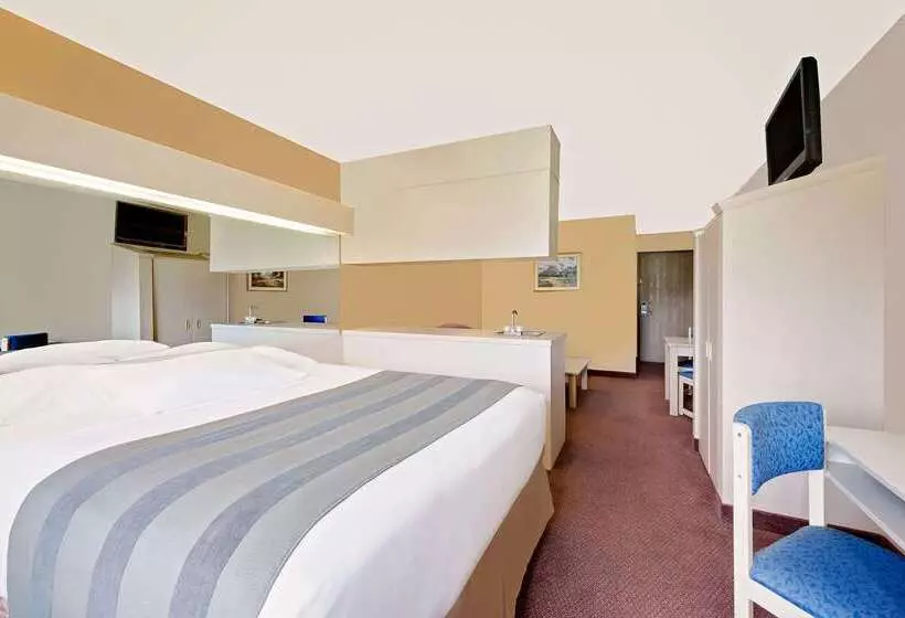 Microtel Inn & Suites By Wyndham Joplin