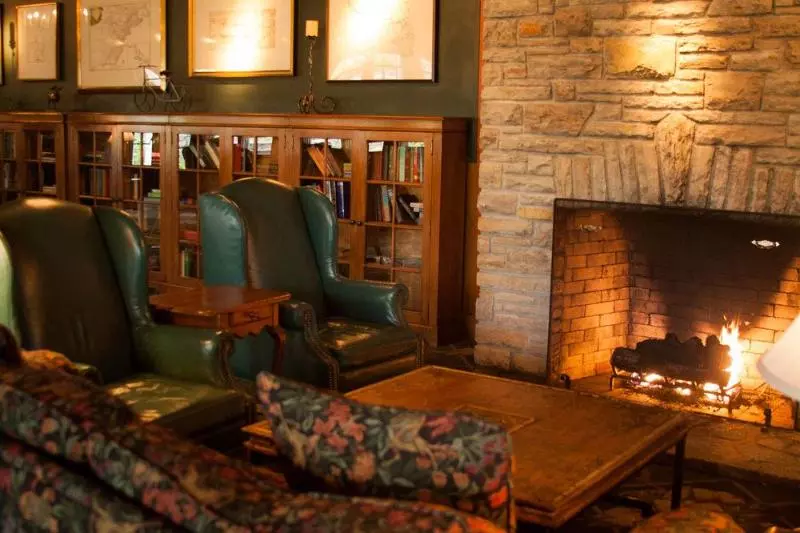 Mission Point Resort