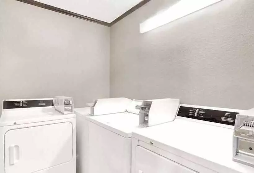 Motel 6 Stafford, Tx – Sw Houston   Sugarland