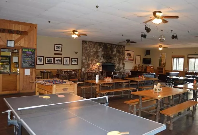 Курорт Montecito Sequoia Lodge