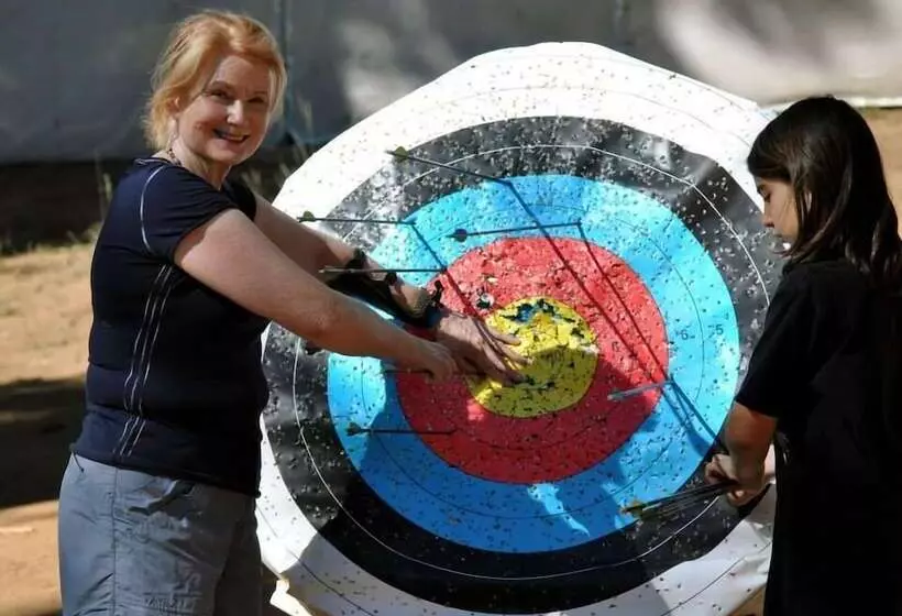 Курорт Montecito Sequoia Lodge