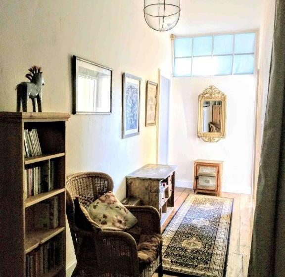 مبيت وإفطار Quai Des Fleurs