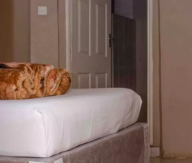 پانسیون Graceland Guesthouse