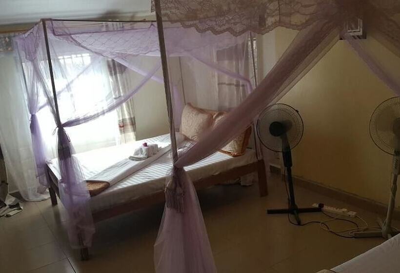 پانسیون Nuel Residence Entebbe