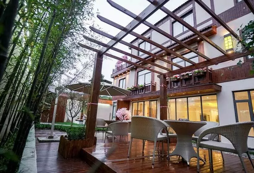 پانسیون Yuanli Wafu Guesthouse