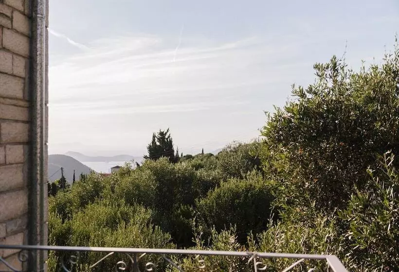 Villa Mons & Mare