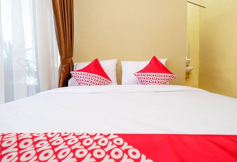 Graha Wisata Hotel By Oyo Rooms