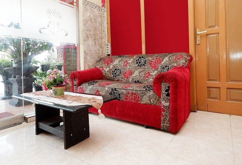 Graha Wisata Hotel By Oyo Rooms