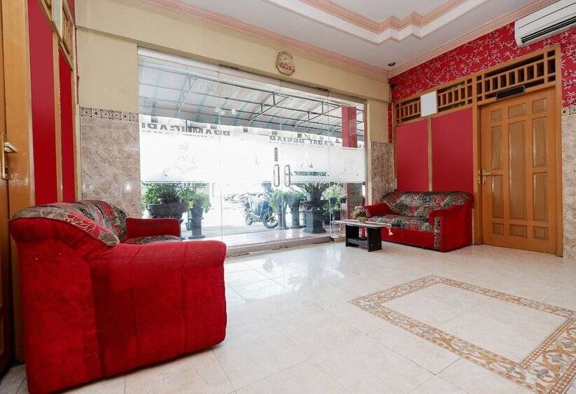 Graha Wisata Hotel By Oyo Rooms