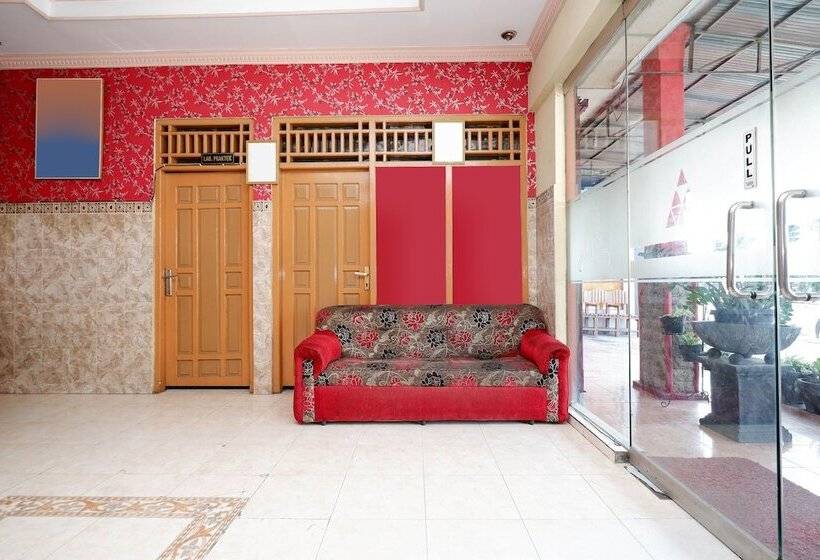 Graha Wisata Hotel By Oyo Rooms