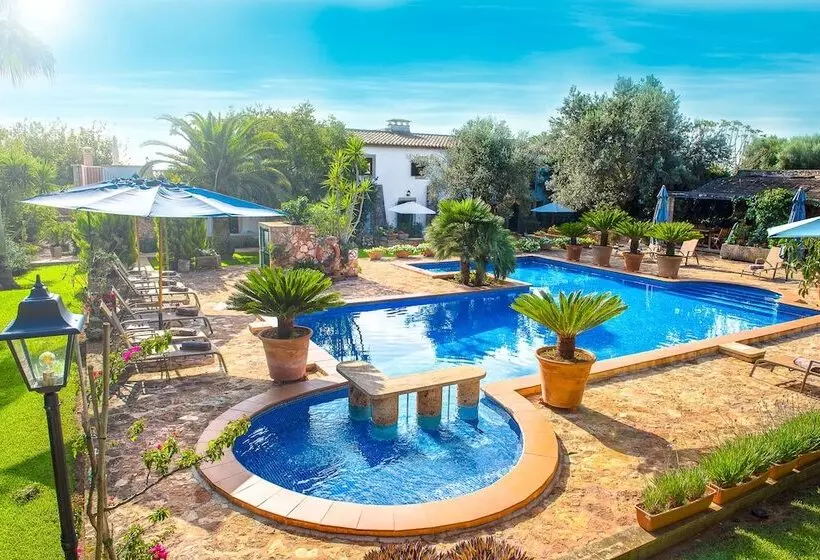 Maaseutuhotelli Agroturisme Can Bessol