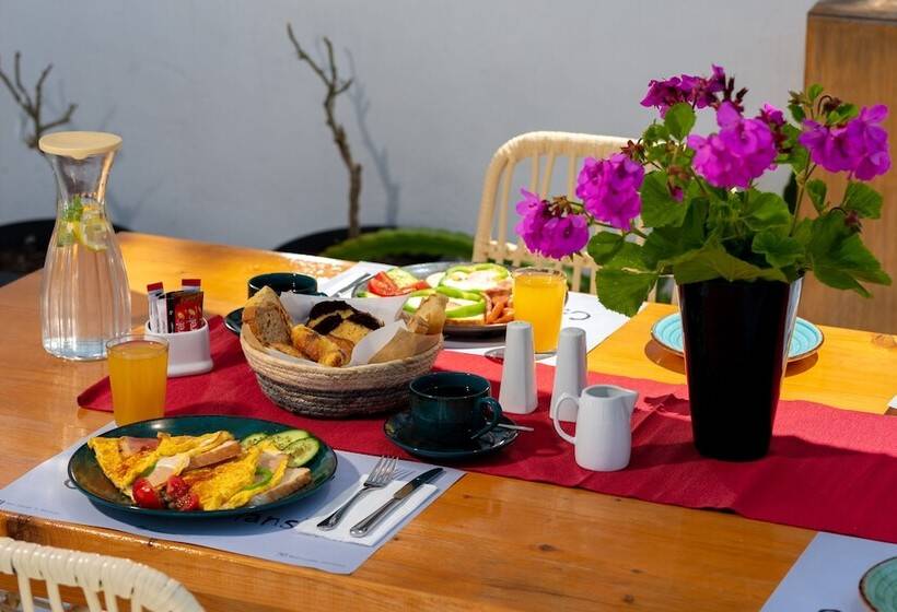 פנסיון 1812 Caves 'n Mansion