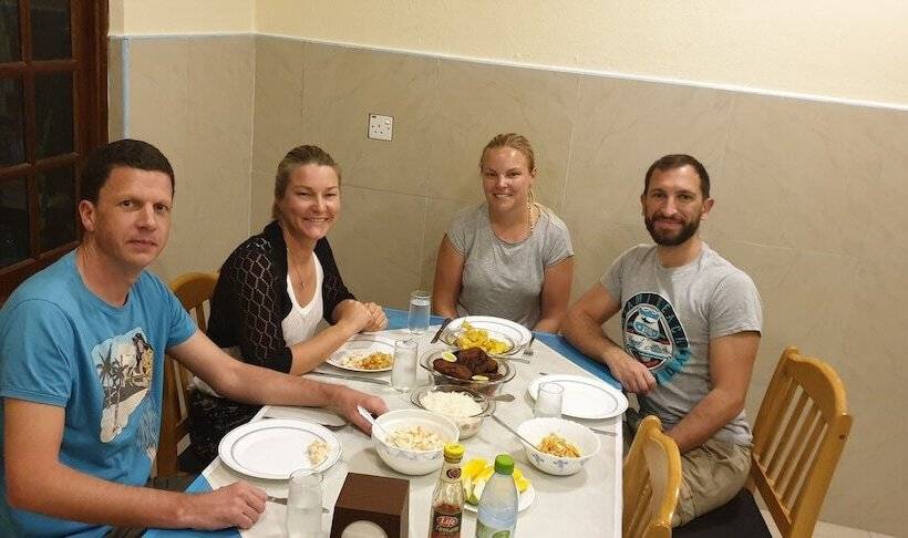 پانسیون Fuvahmulah Inn