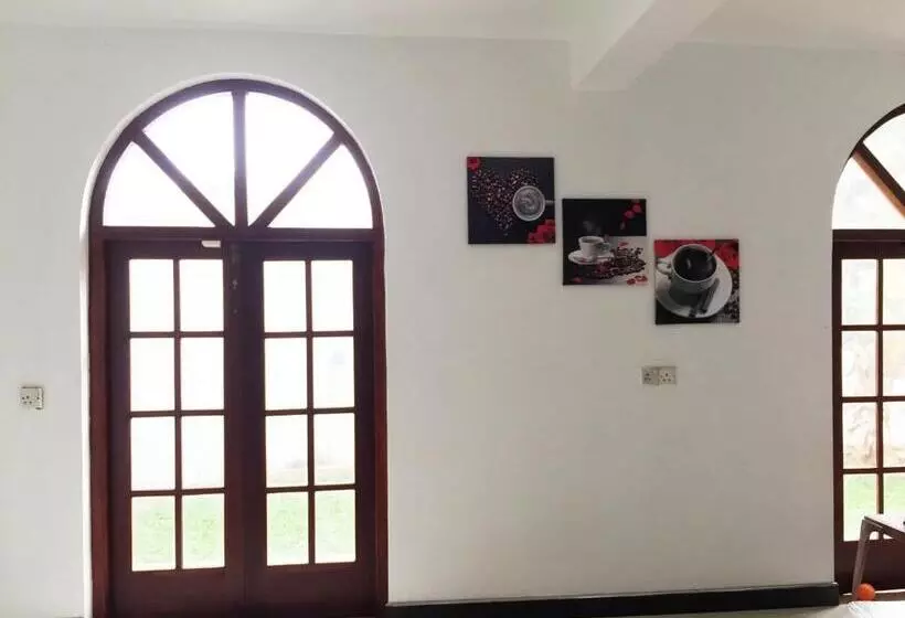 پانسیون Grand Villa Negombo