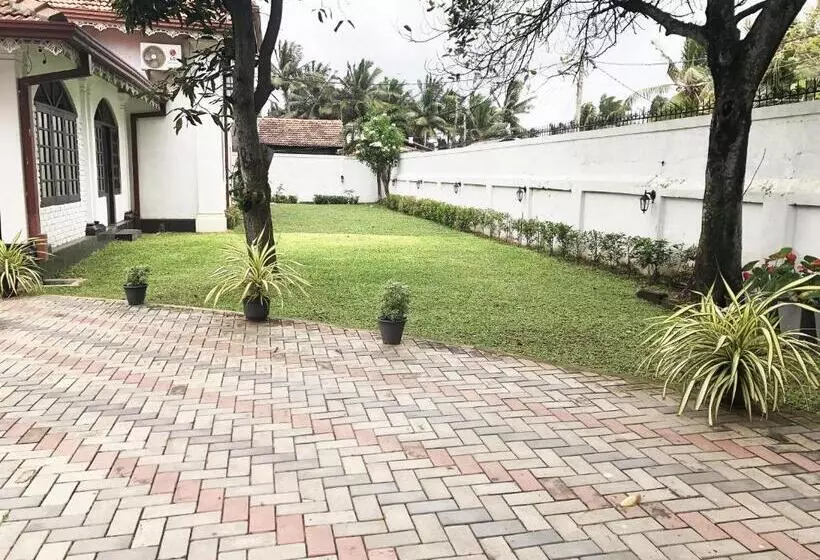 پانسیون Grand Villa Negombo