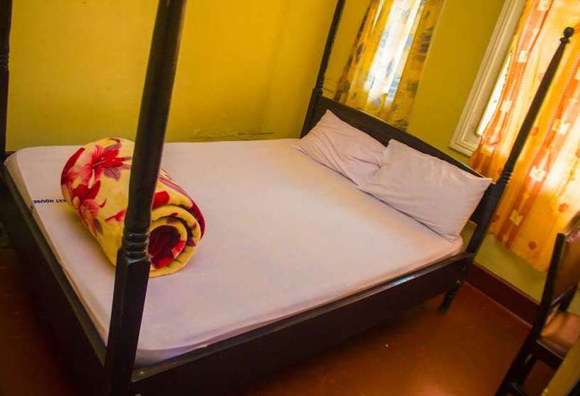 پانسیون Raddison's Guest House