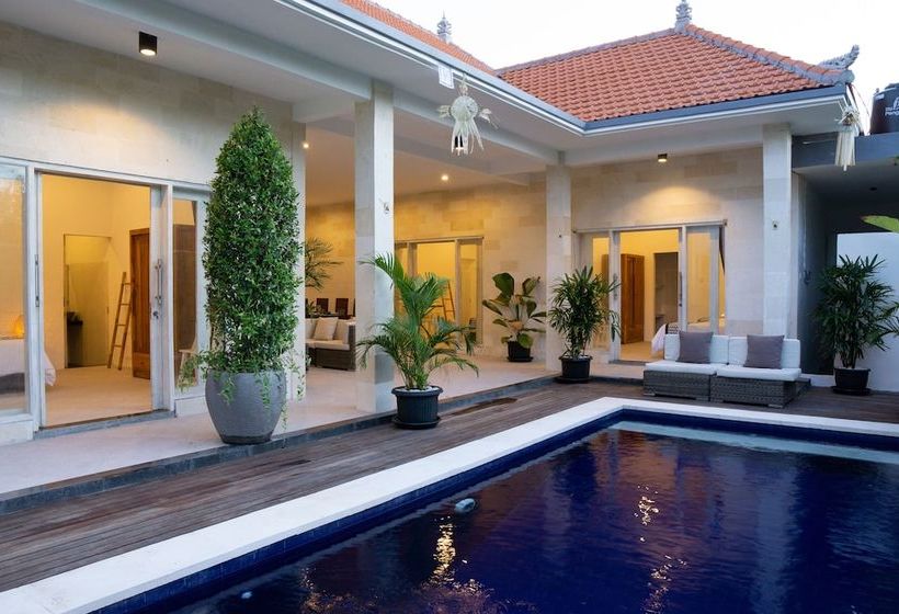 Blue Passion Canggu Villa