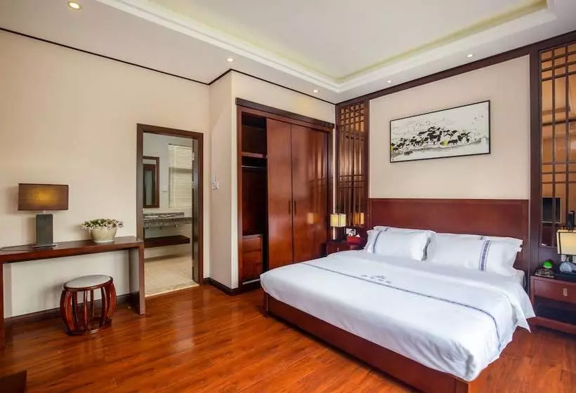 Guilin Pingle Tsinghua Villas