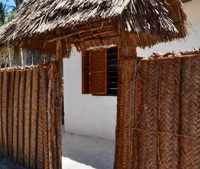 پانسیون Kacho Guest House