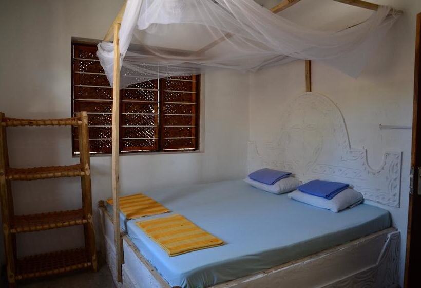 پانسیون Kacho Guest House