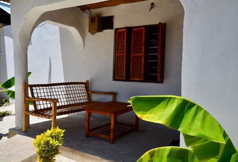 پانسیون Kacho Guest House