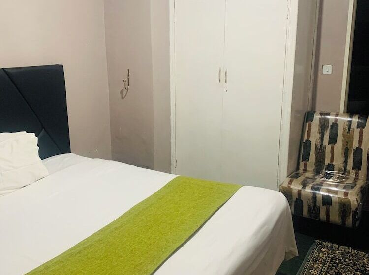 پانسیون Las Palmas Guest House