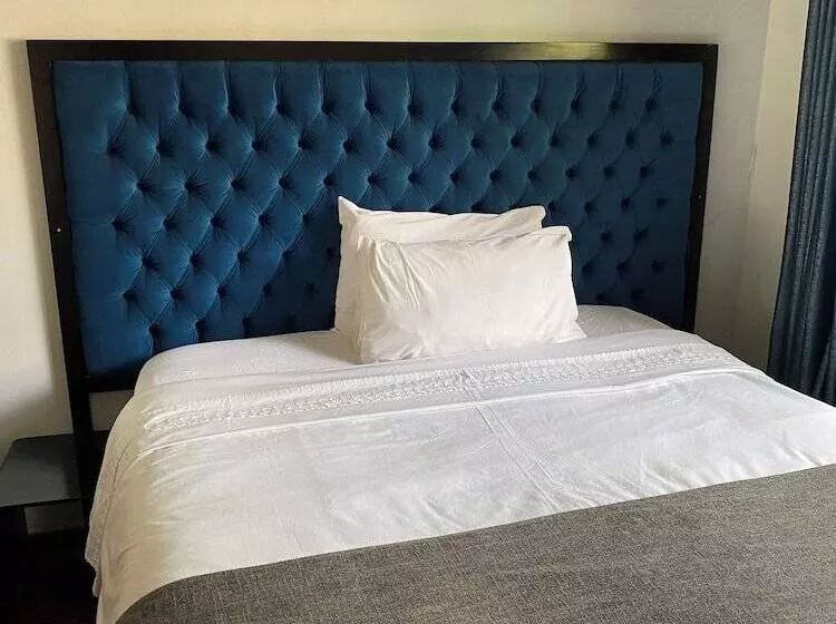 Majatalo Las Palmas Guest House