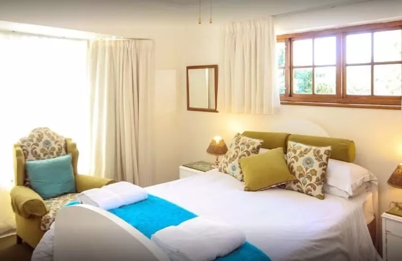 Wilmot Cottages
